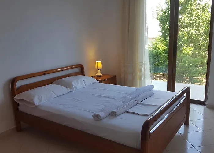 Hotel Zeneli *