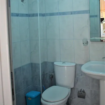 Hotel Zeneli *