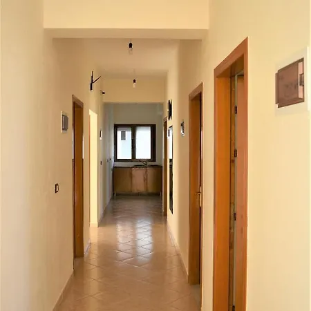 فندق Zeneli ساراندا