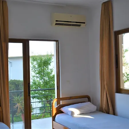 Zeneli Hotel *