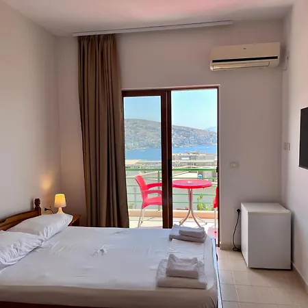 Zeneli Hotel *